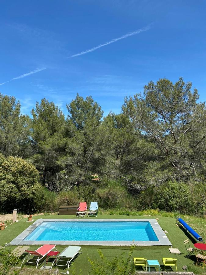 Apartamento Le Gite Des Cadieres Evenos Exterior foto