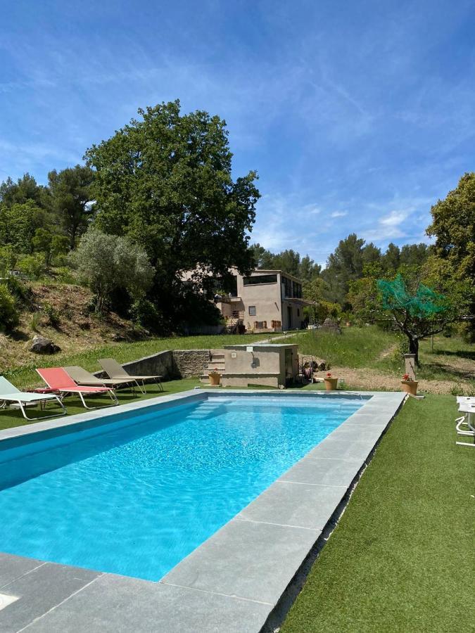 Apartamento Le Gite Des Cadieres Evenos Exterior foto