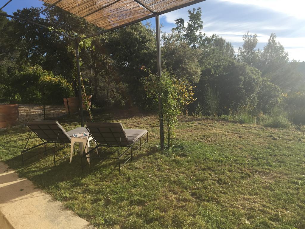 Apartamento Le Gite Des Cadieres Evenos Exterior foto